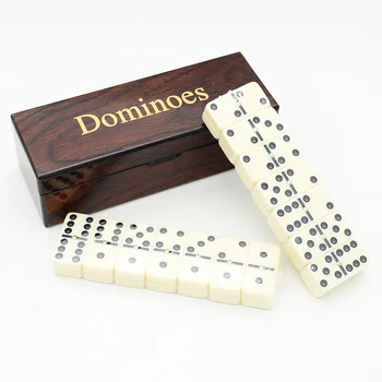 28 Adet / takım Domino, Tahta Oyuncaklar Seyahat Masa Oyunları, çocuk Satranç, Çok Oyunculu Parti Oyunları, Kare Domino Mahjong Oyunları